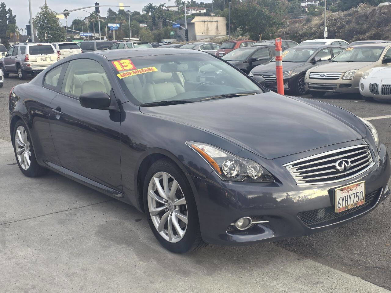 Used 2013 INFINITI G37 Journey w/ Premium Pkg