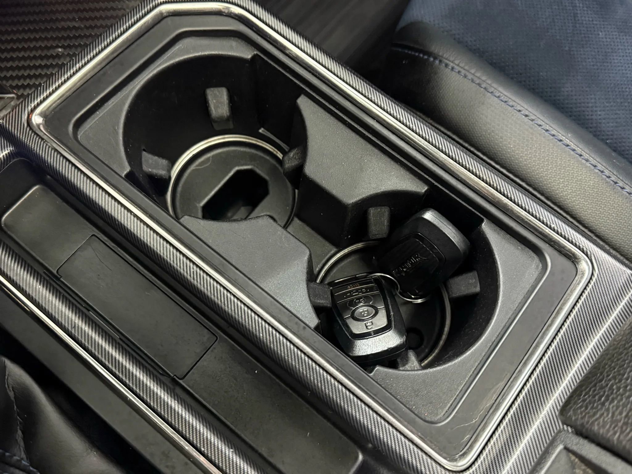 Used 2019 Ford F150 Raptor w/ Equipment Group 802A Luxury image 30