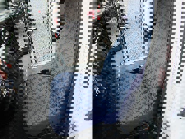 Used 2009 Chevrolet Kodiak C4500 2WD Regular Cab image 9