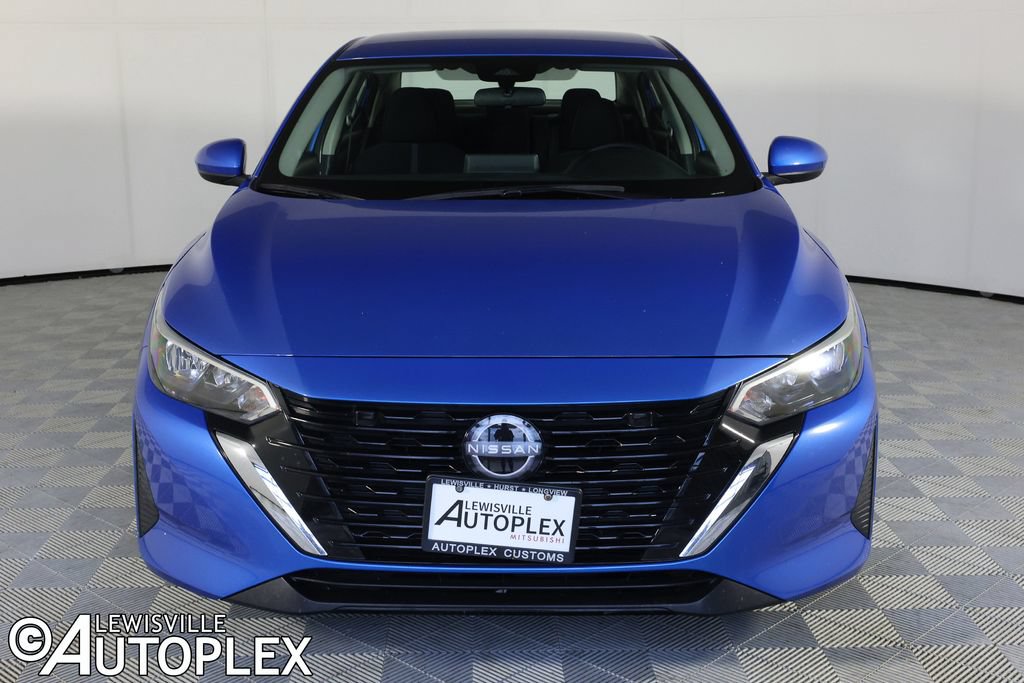 Used 2024 Nissan Sentra SV FWD image 2