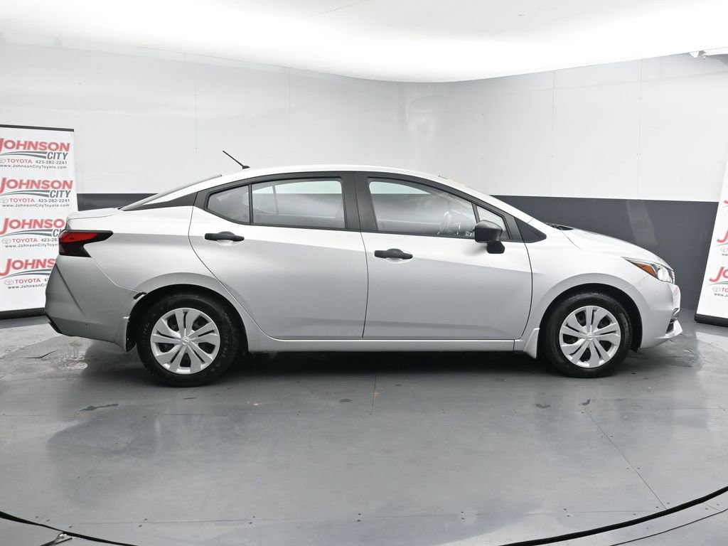 Used 2021 Nissan Versa S image 9