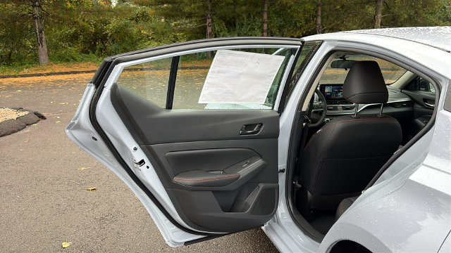 New 2026 Nissan Altima 2.5 SR AWD/4WD image 21
