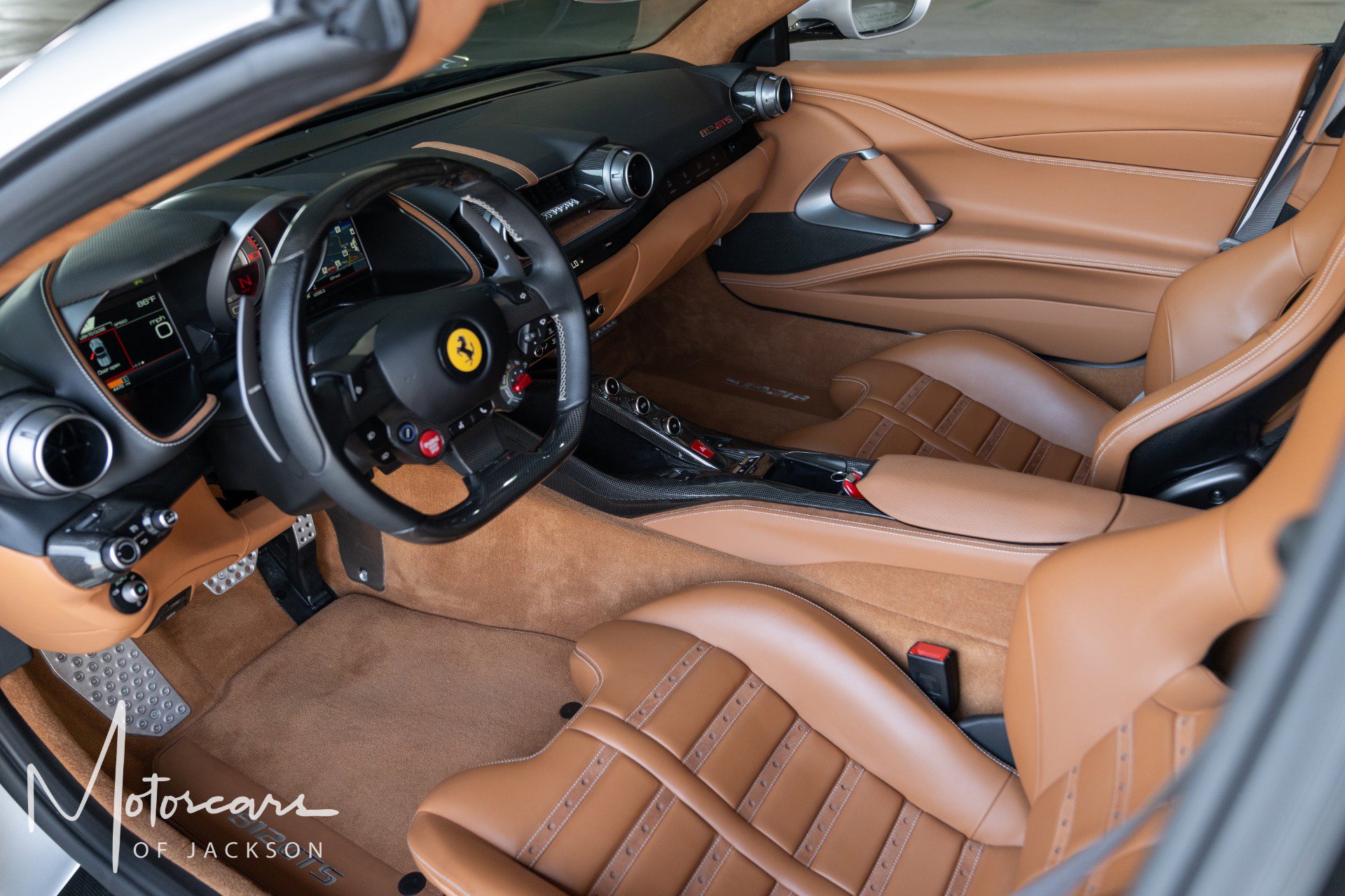 Used 2022 Ferrari 812 GTS image 30