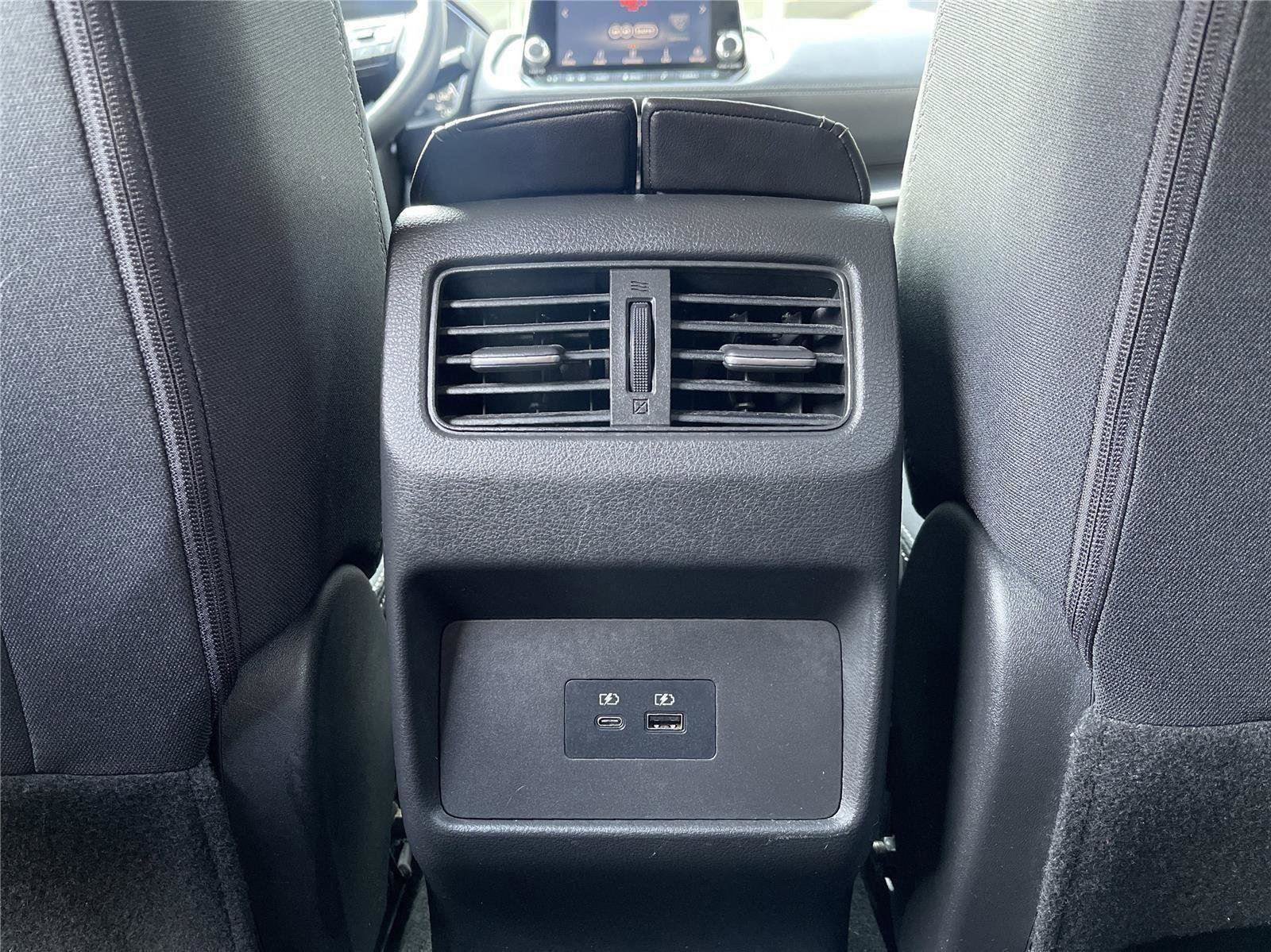 Used 2021 Nissan Rogue SV image 35