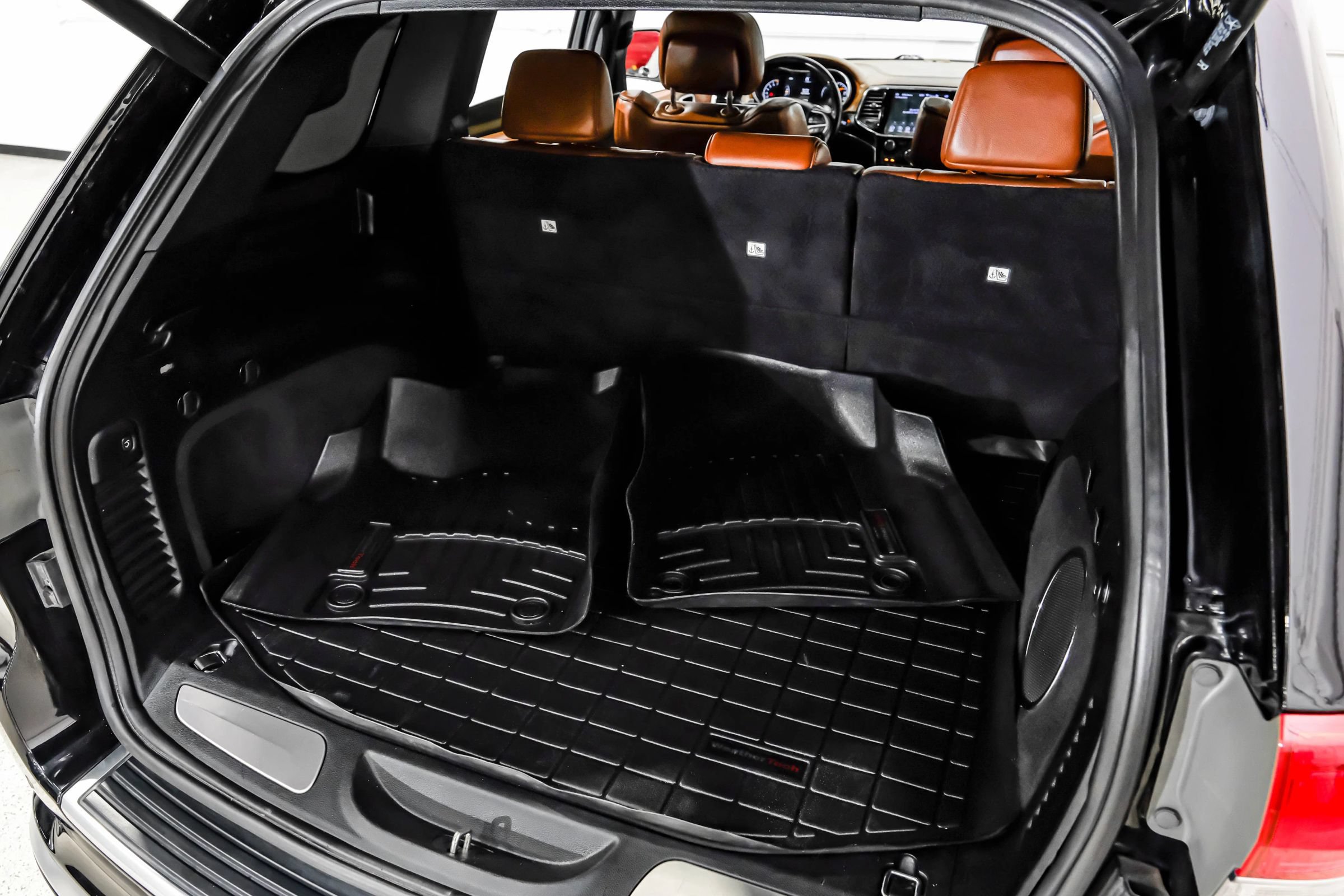Used 2019 Jeep Grand Cherokee Summit w/ Platinum Series Group AWD/4WD image 67