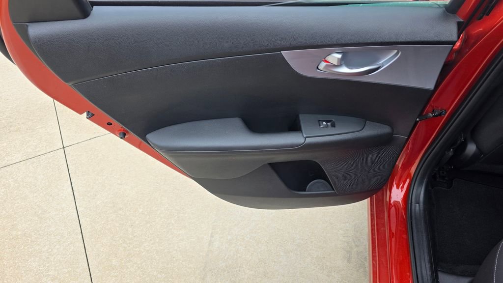 Used 2023 Kia Forte LXS image 21