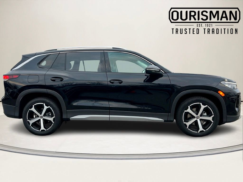 New 2026 Volkswagen Tiguan SE image 2