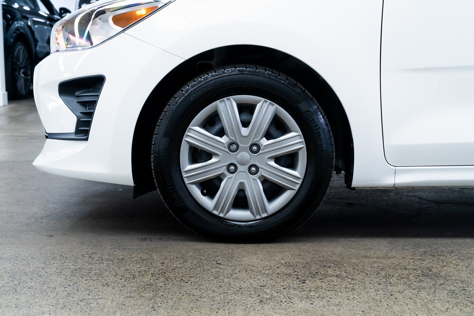 Used 2023 Kia Rio S image 7