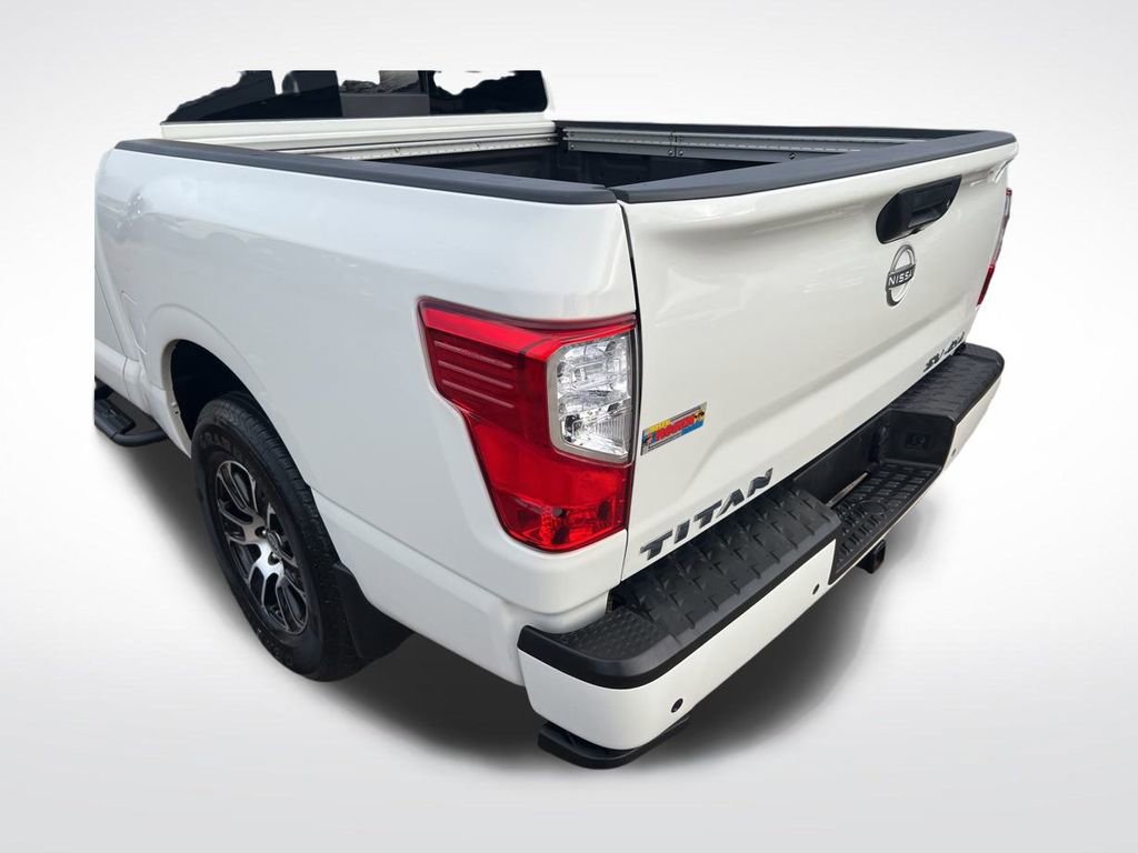 Certified 2024 Nissan Titan SV w/ SV Convenience Package image 34