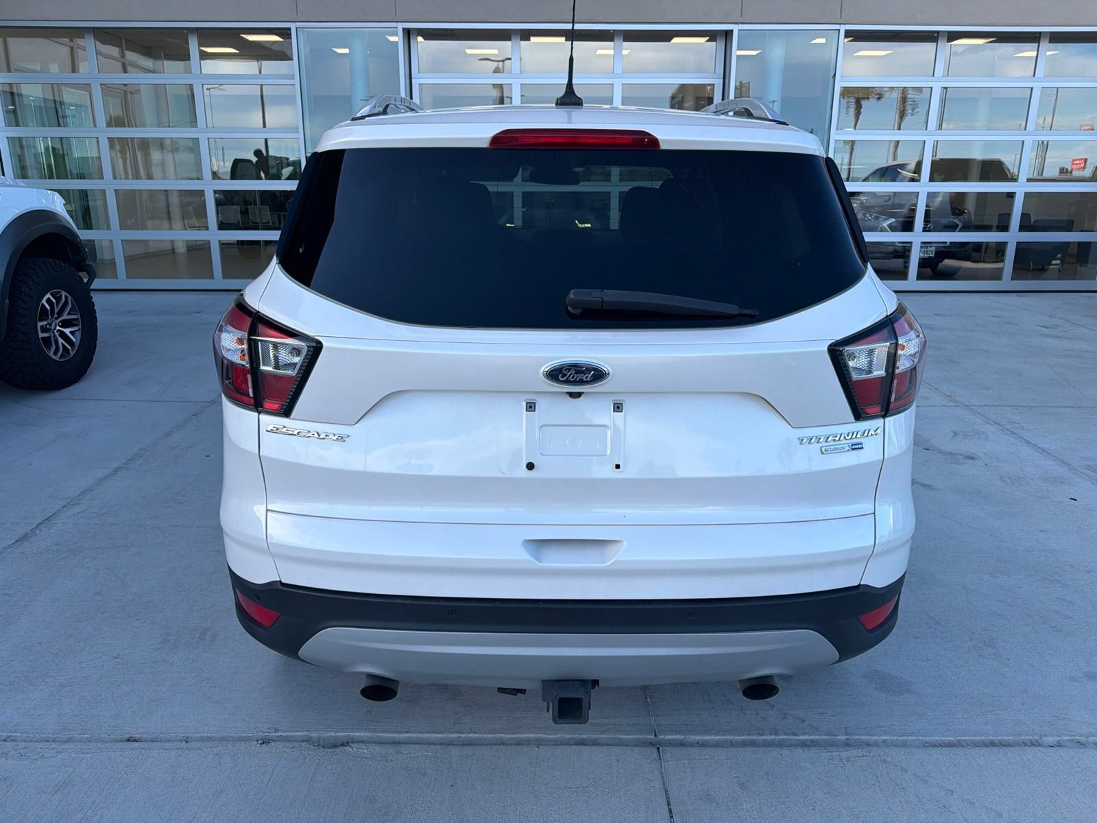 Used 2018 Ford Escape Titanium w/ Ford Safe & Smart Package AWD/4WD image 6