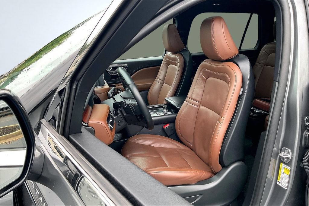 Certified 2023 Lincoln Aviator Reserve w/ Equipment Group 201A RWD image 22