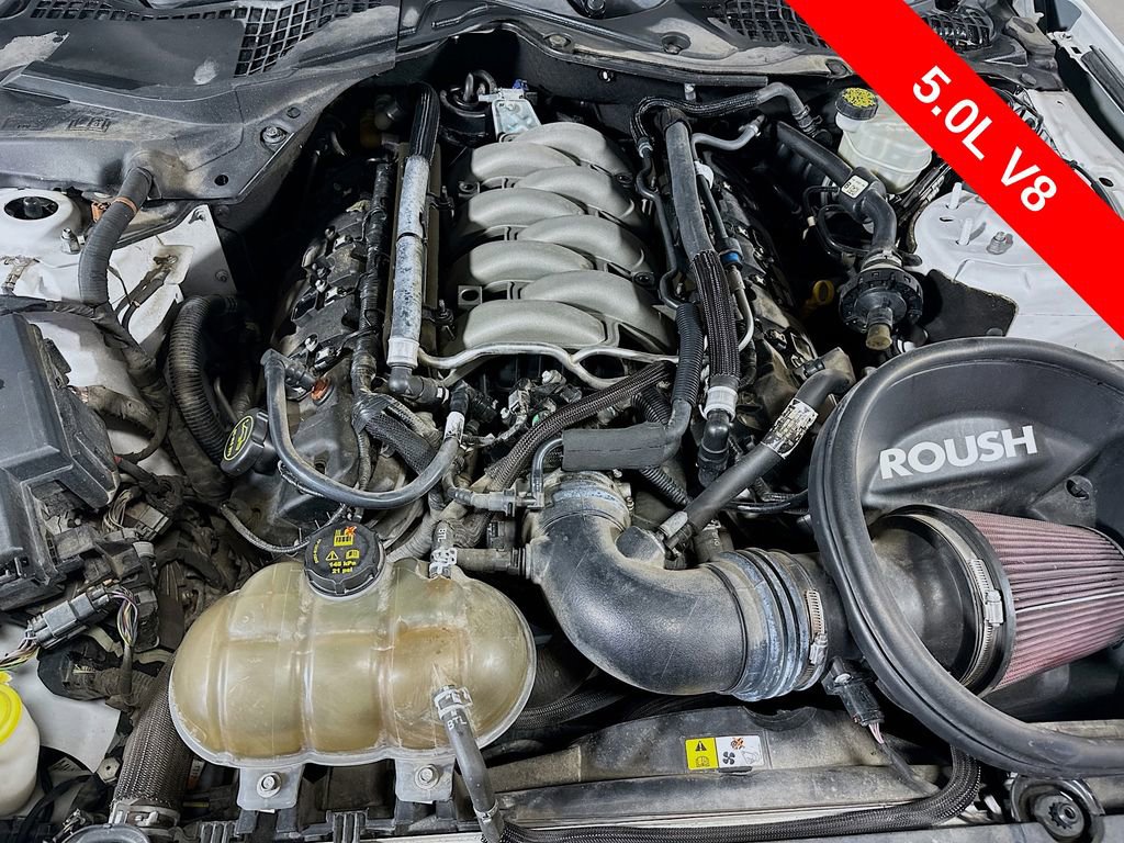 Used 2017 Ford Mustang GT w/ Black Accent Package RWD image 27