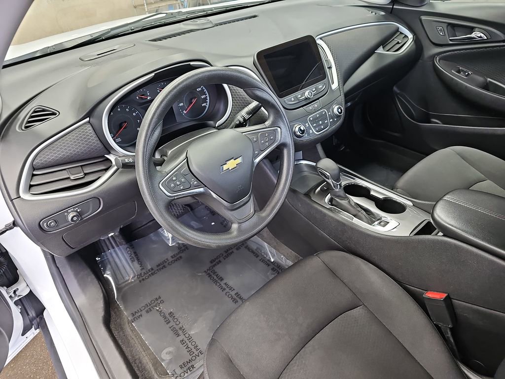 Used 2024 Chevrolet Malibu LT image 16