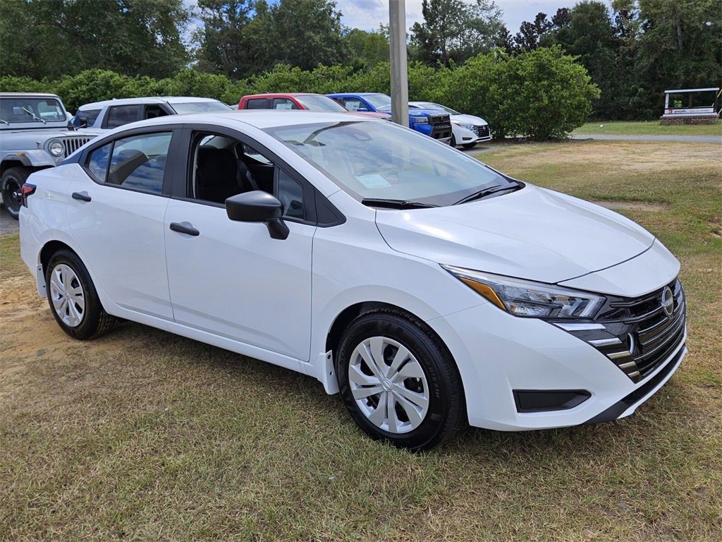 New 2025 Nissan Versa S w/ Trunk Package image 17