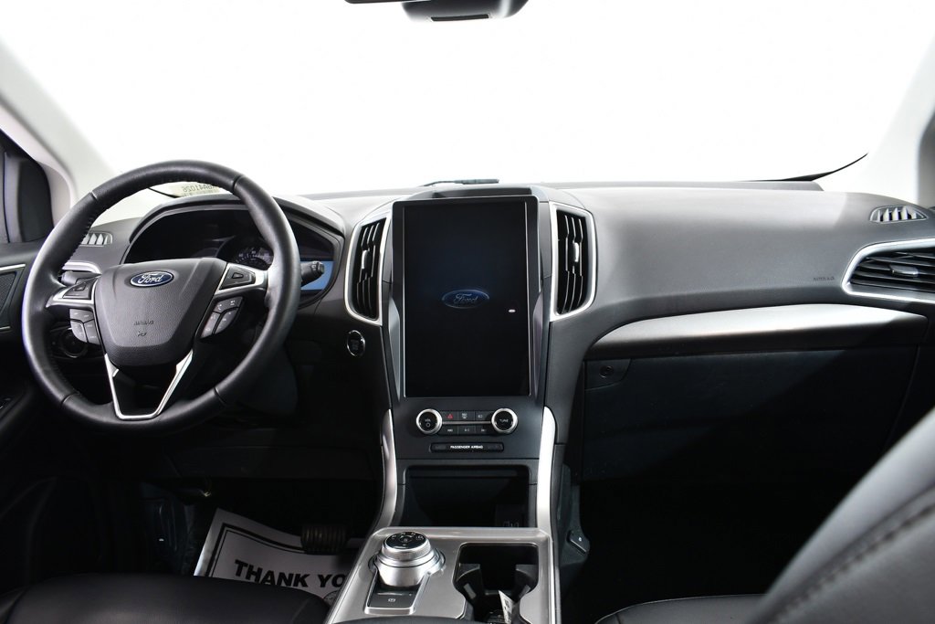 Used 2024 Ford Edge SEL w/ Convenience Package image 7