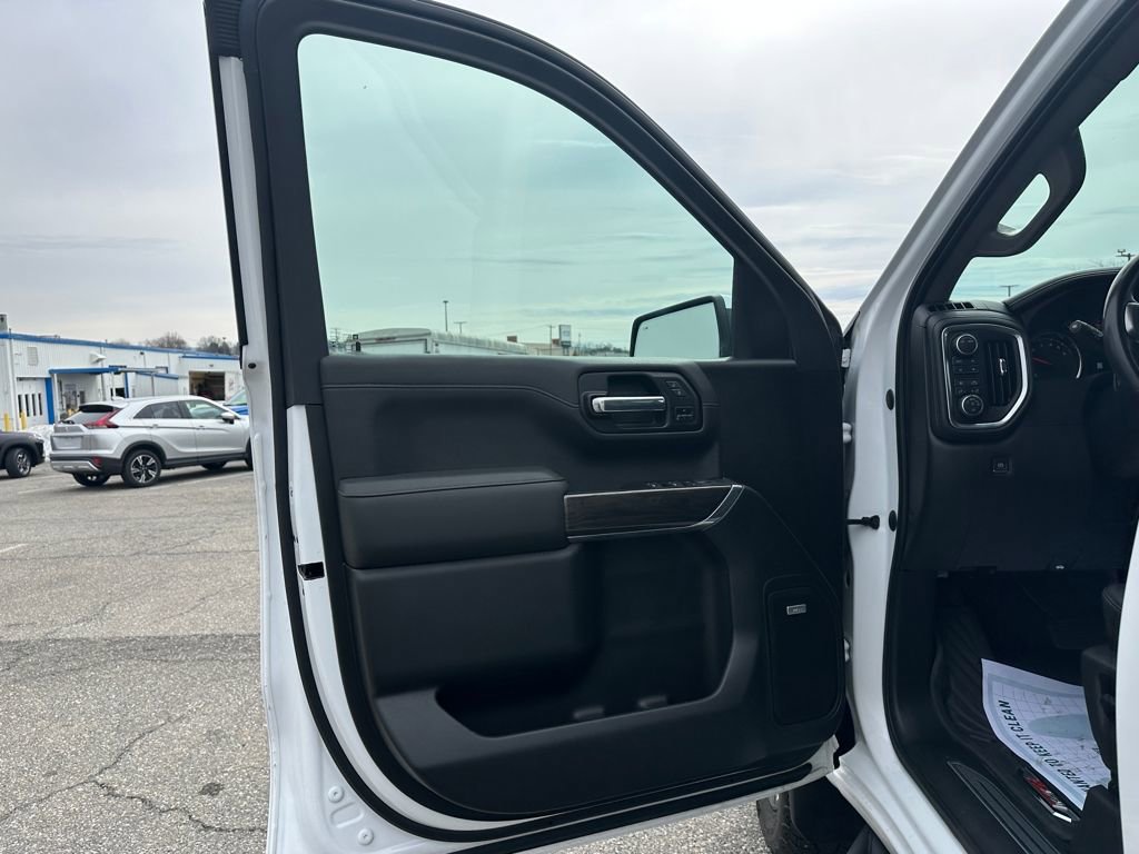 Used 2022 Chevrolet Silverado 1500 LTZ w/ LTZ Premium Package image 20