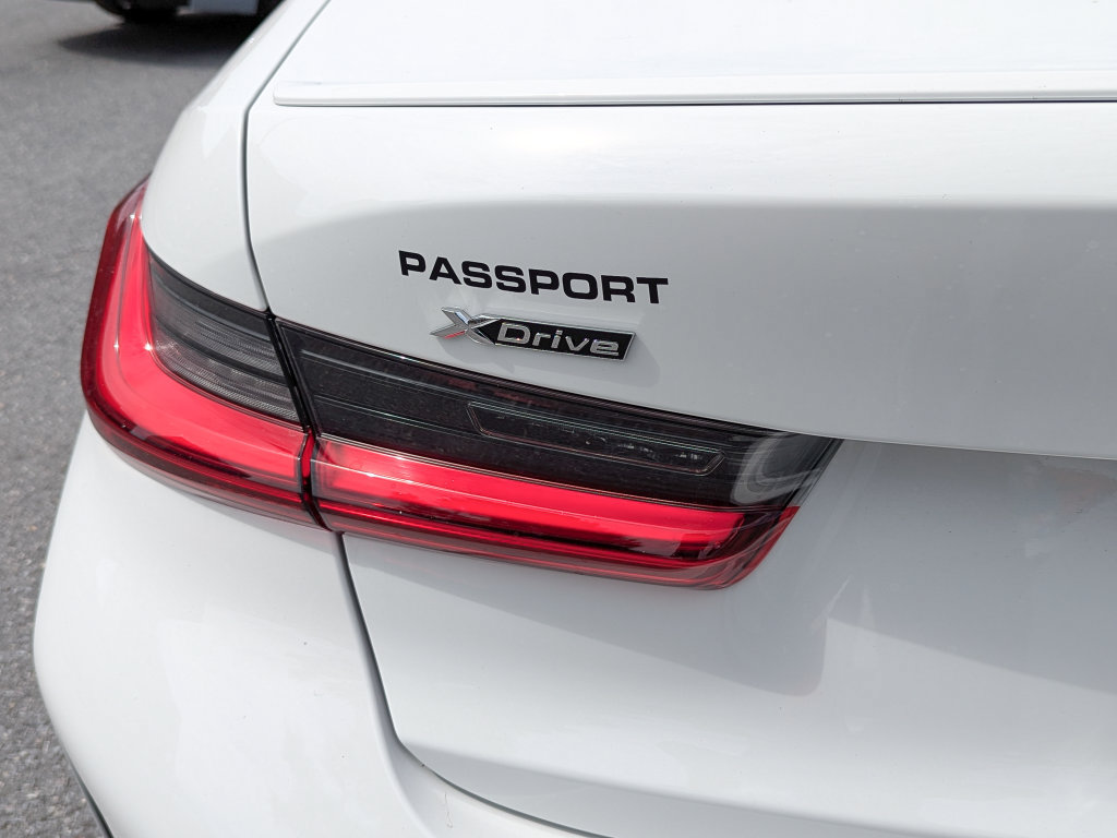 New 2026 BMW 330i xDrive Sedan w/ M Sport Package AWD/4WD image 6