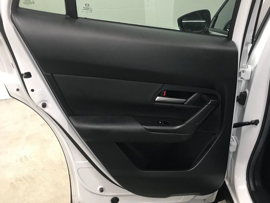 Used 2025 MAZDA CX-50 AWD 2.5 S w/ Preferred Package image 23