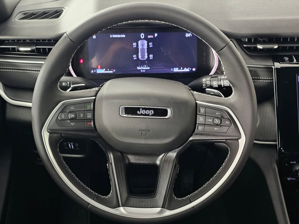 New 2025 Jeep Grand Cherokee Laredo X w/ Trailer Tow Package image 18