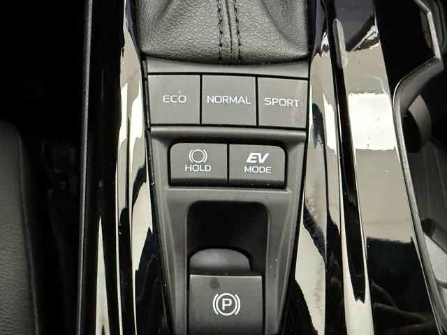 Used 2025 Toyota Camry XSE FWD image 21
