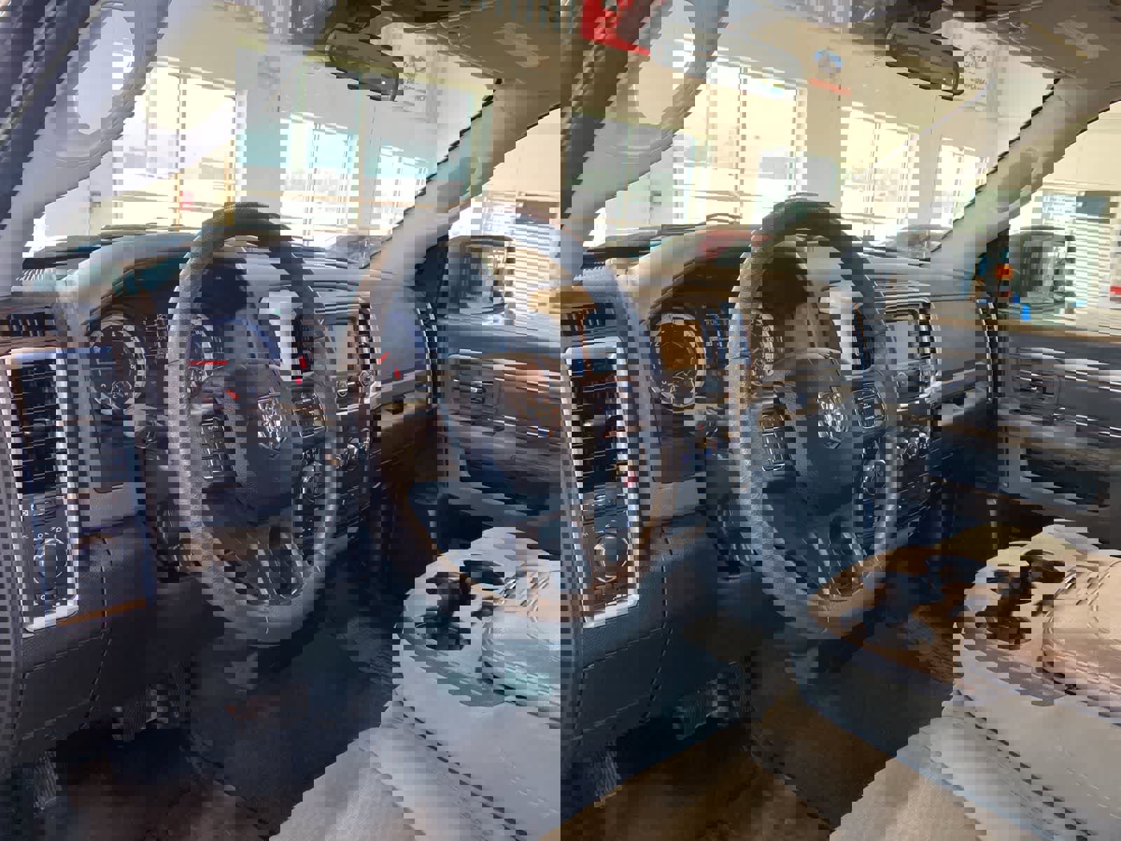 Used 2019 RAM 1500 Classic SLT image 10