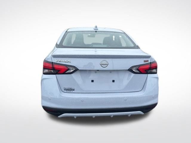 Used 2024 Nissan Versa SR FWD image 4