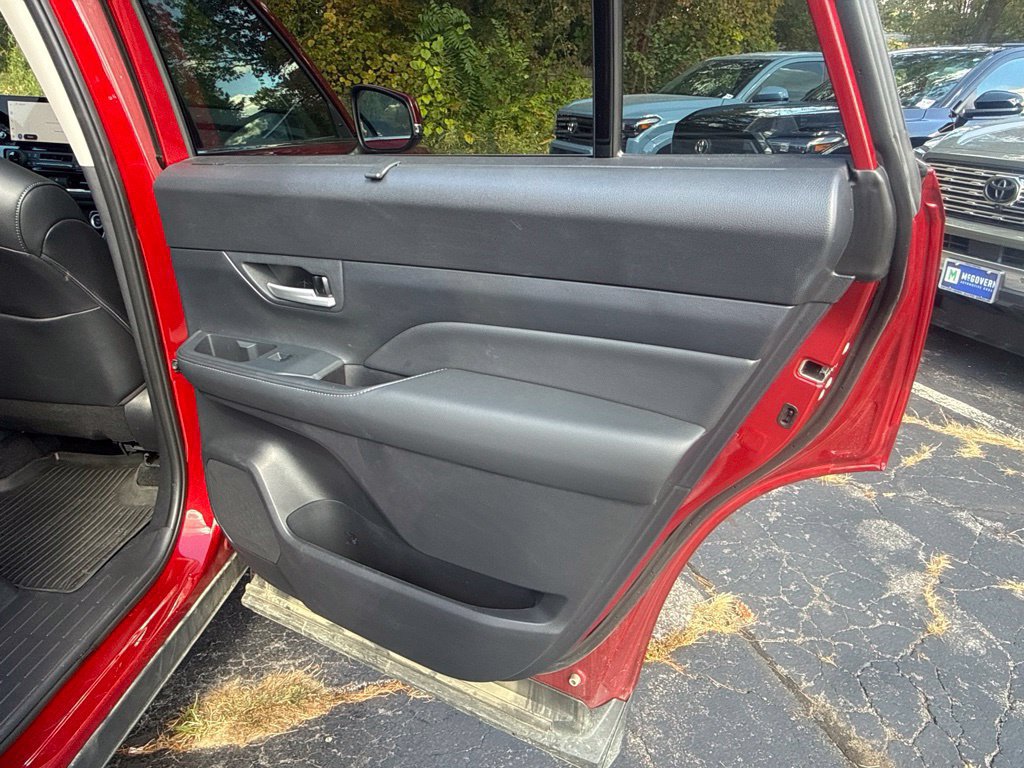 Used 2026 Toyota Grand Highlander AWD image 18