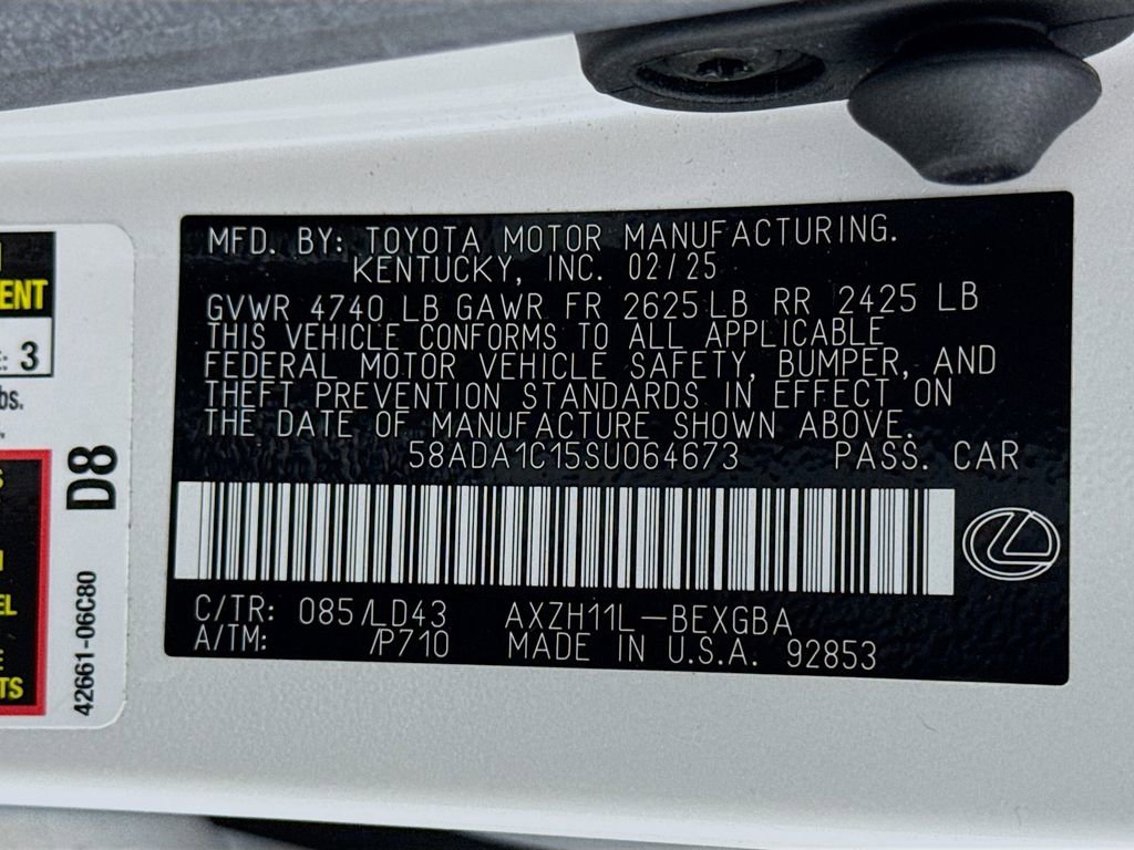 Certified 2025 Lexus ES 300h w/ Premium Package image 33