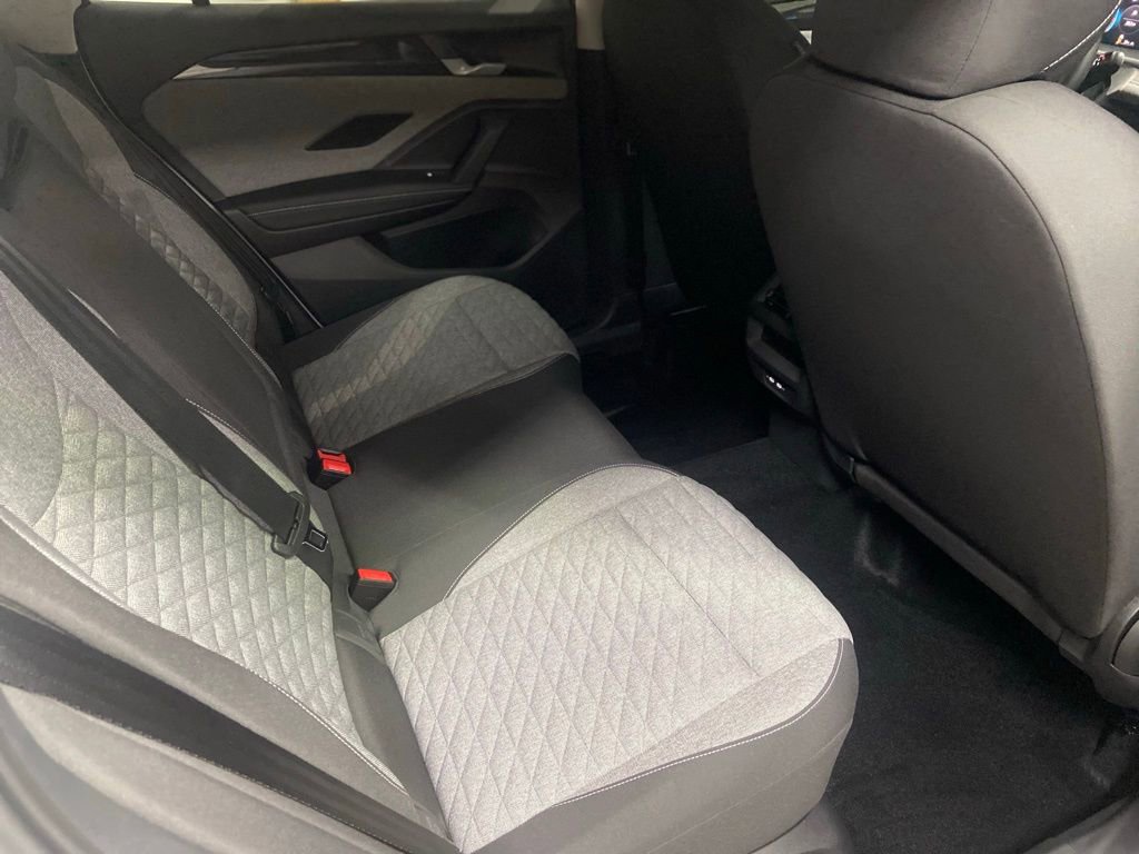 New 2026 Volkswagen Tiguan S image 7