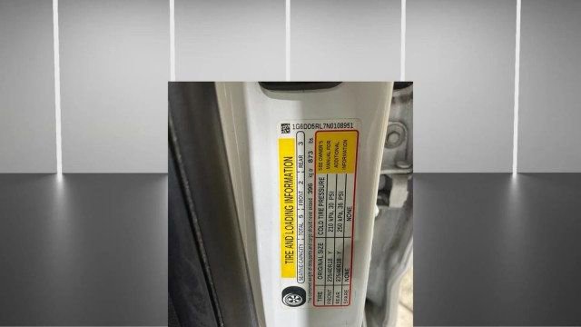 Used 2022 Cadillac CT4 V w/ Climate Package image 19