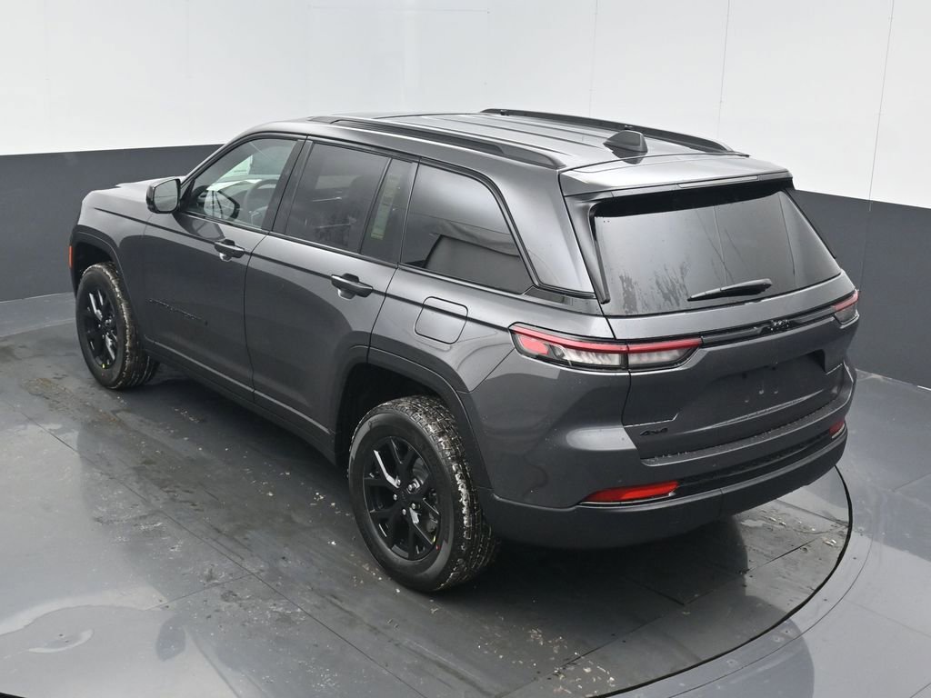 New 2025 Jeep Grand Cherokee Altitude image 41