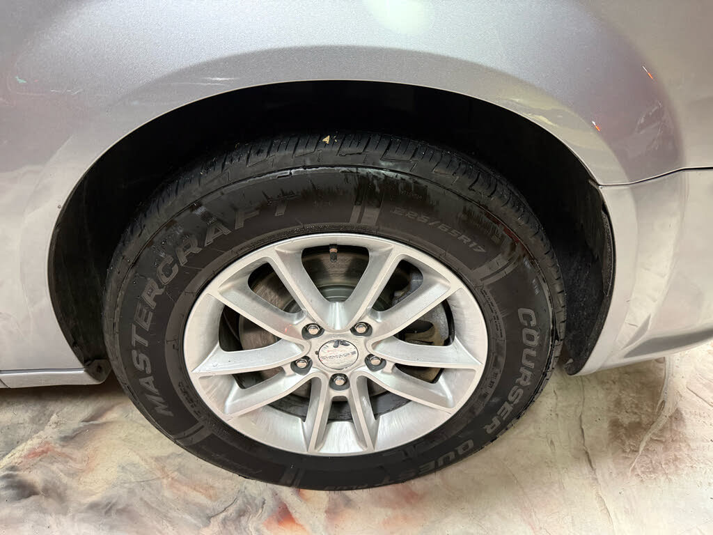 Used 2018 Dodge Grand Caravan SXT FWD image 35