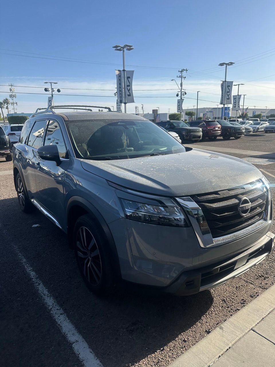 Used 2024 Nissan Pathfinder Platinum w/ Cargo Package