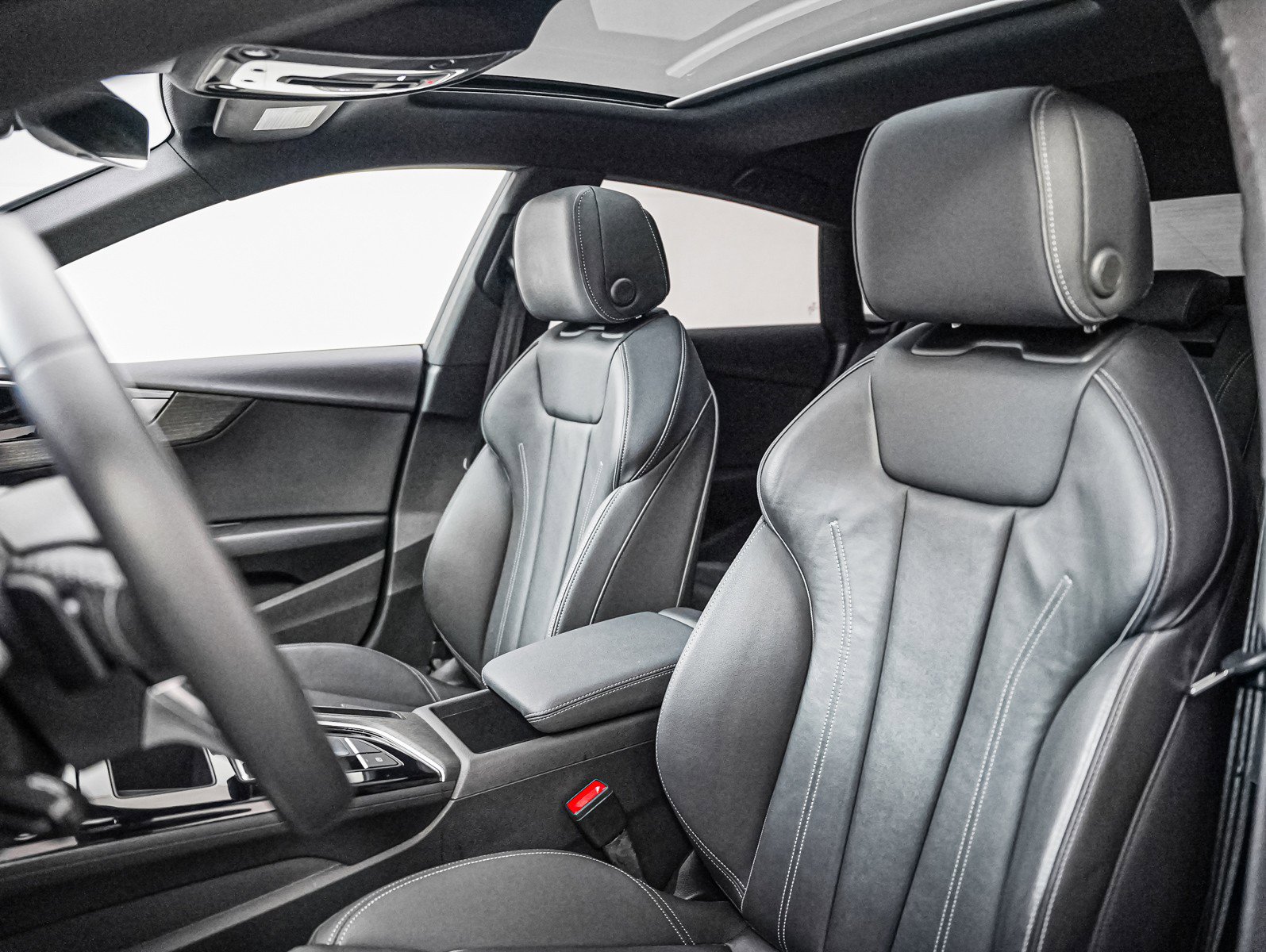 Used 2024 Audi A5 2.0T Premium image 11