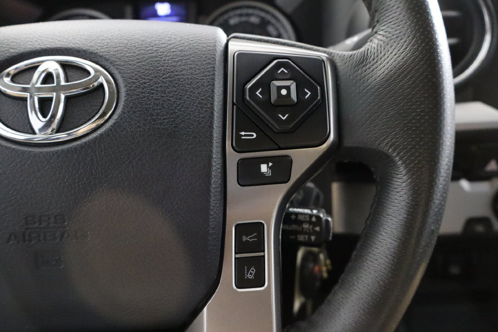 Used 2018 Toyota Tacoma SR5 RWD image 20
