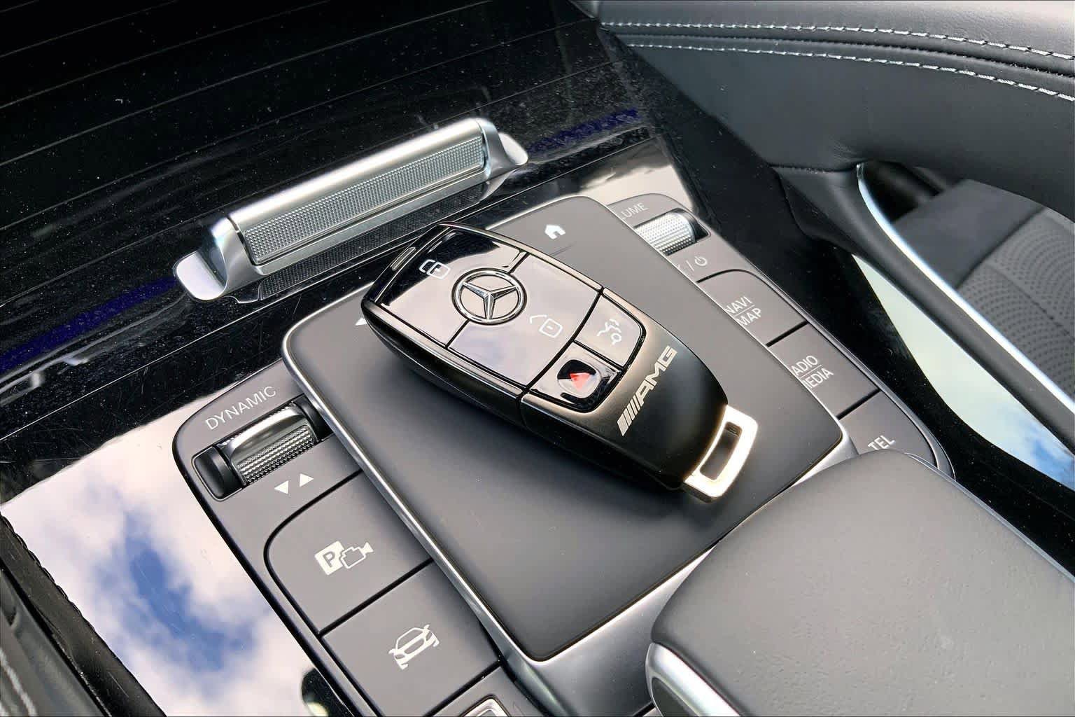Certified 2025 Mercedes-Benz GLS 63 AMG 4MATIC image 15