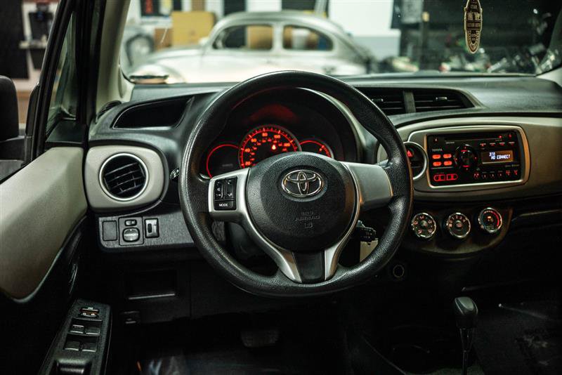 Used 2013 Toyota Yaris LE FWD image 14
