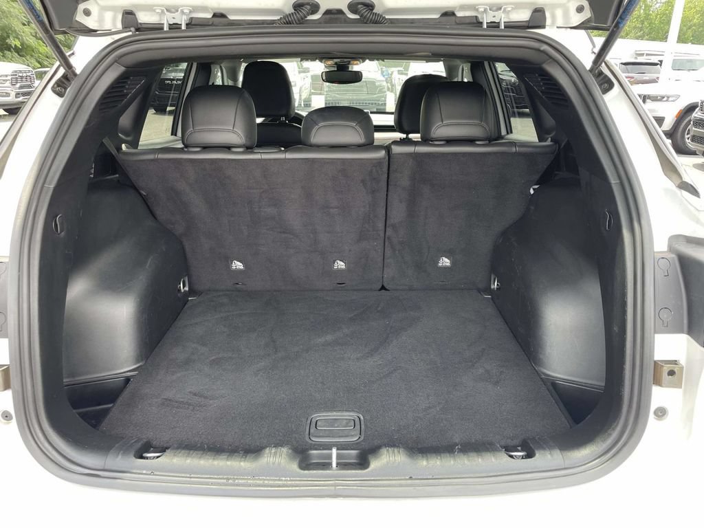 Certified 2025 Jeep Compass Trailhawk AWD/4WD image 42