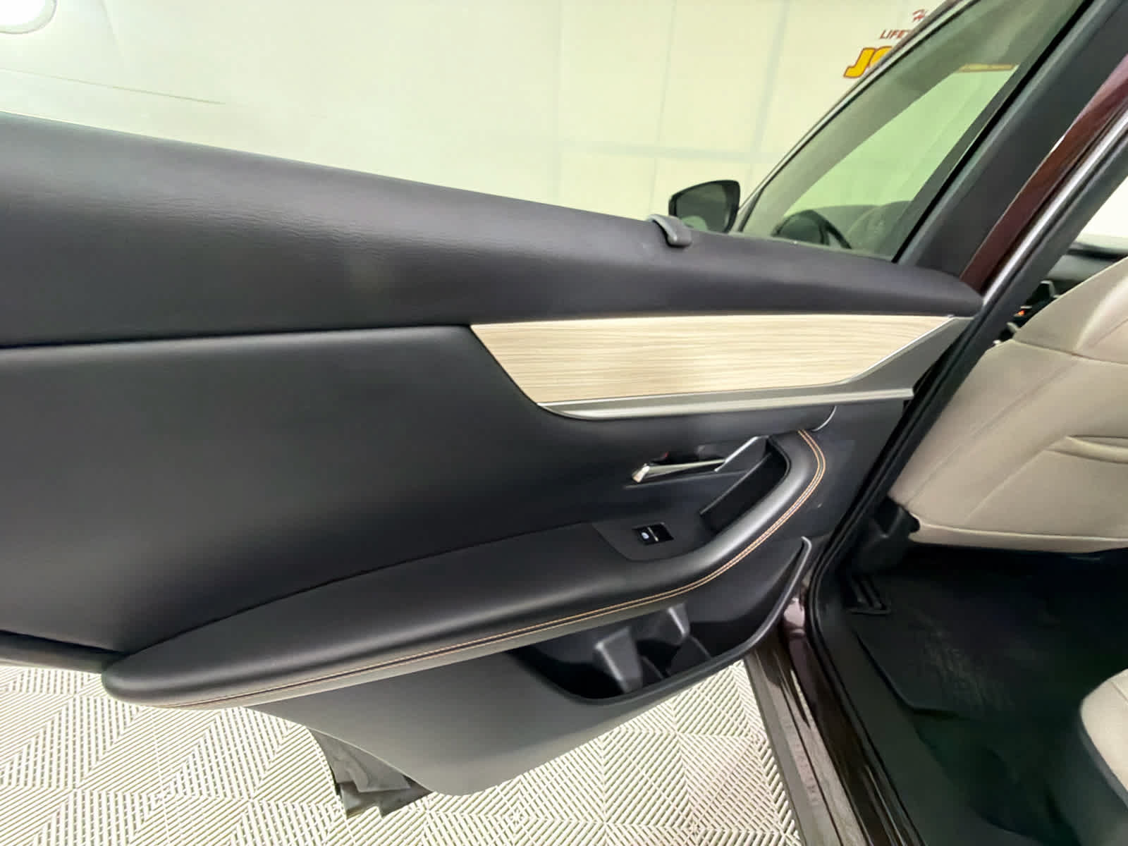 Certified 2024 MAZDA CX-90 3.3 Turbo w/ Premium Package AWD/4WD image 24