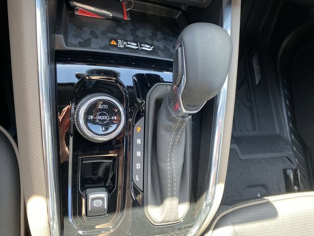 New 2026 GMC Canyon Denali w/ LPO, Black Badging Package AWD/4WD image 20