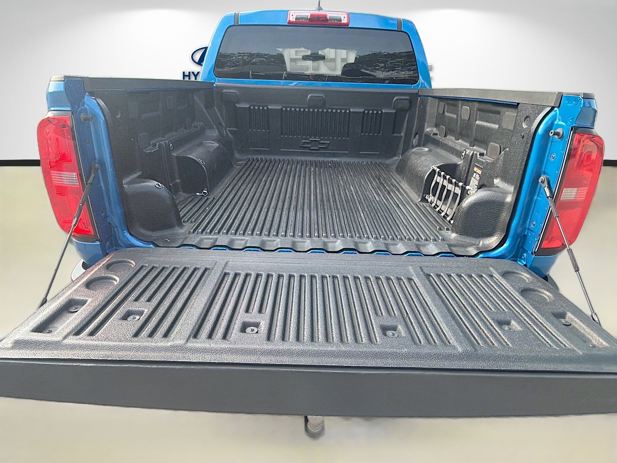 Used 2021 Chevrolet Colorado W/T RWD image 24