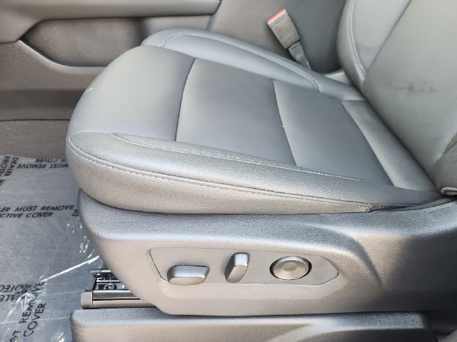 Used 2026 Chevrolet Tahoe LT w/ Comfort Package RWD image 26