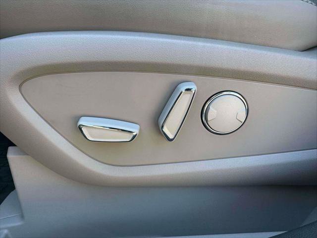 Certified 2022 Lincoln Nautilus Reserve image 14