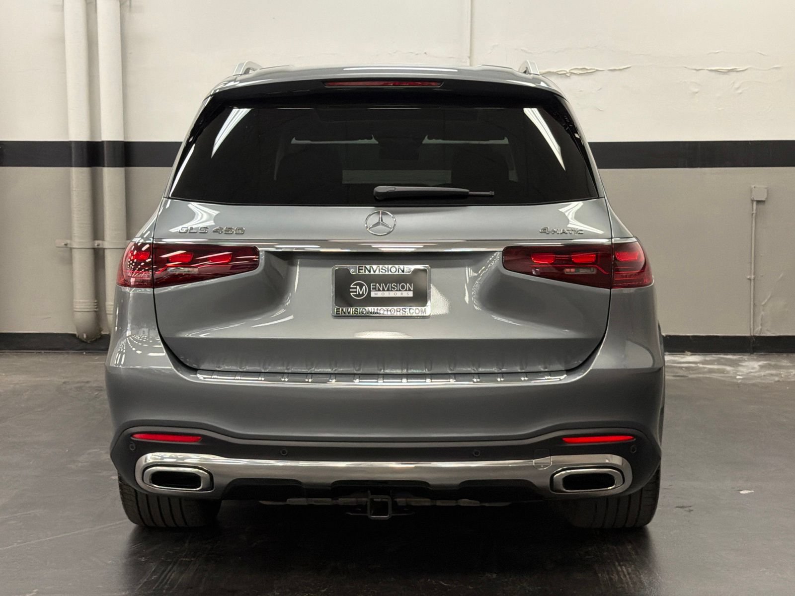Used 2026 Mercedes-Benz GLS 450 4MATIC w/ AMG Line Exterior image 11
