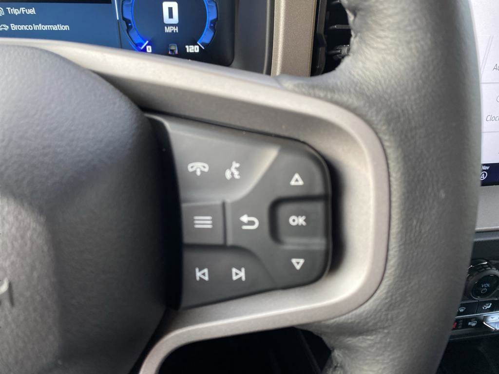 New 2025 Ford Bronco Outer Banks w/ Sasquatch Package image 35