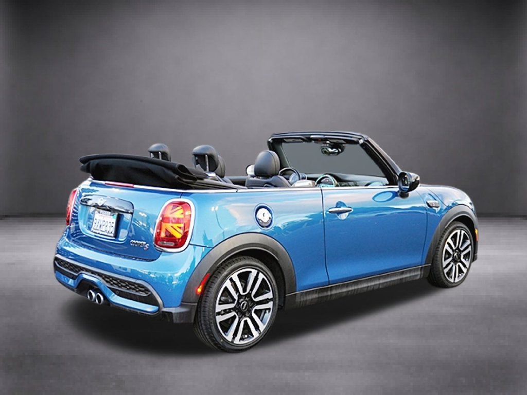 Used 2024 MINI Cooper S FWD image 4
