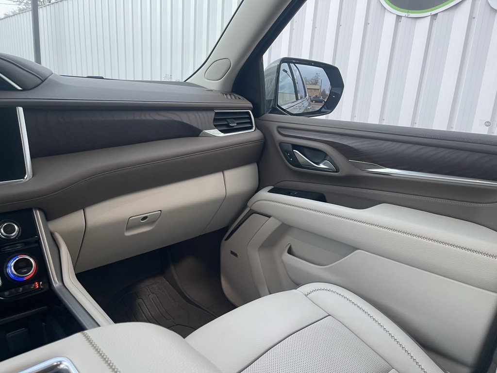 Used 2023 GMC Yukon Denali image 27