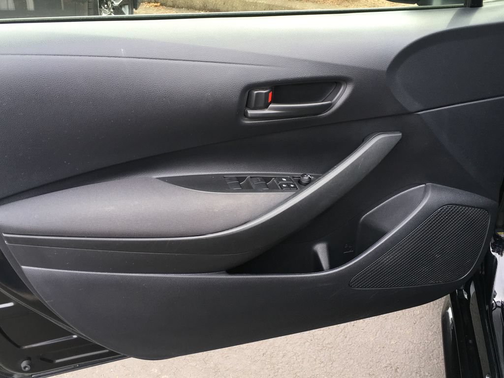 Used 2024 Toyota Corolla LE FWD image 17
