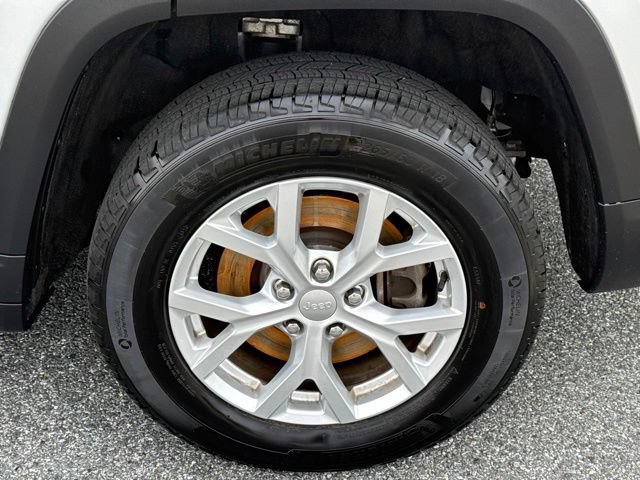 Used 2023 Jeep Grand Cherokee L Limited AWD/4WD image 26