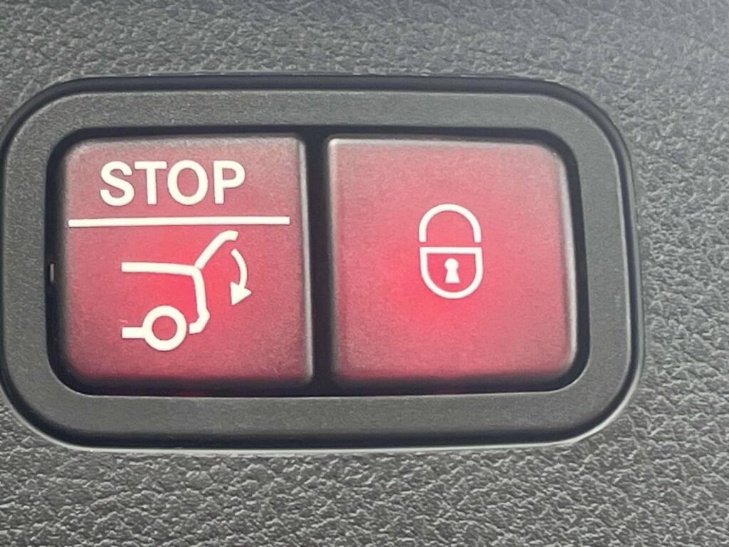 Certified 2024 Mercedes-Benz GLE 350 4MATIC image 20